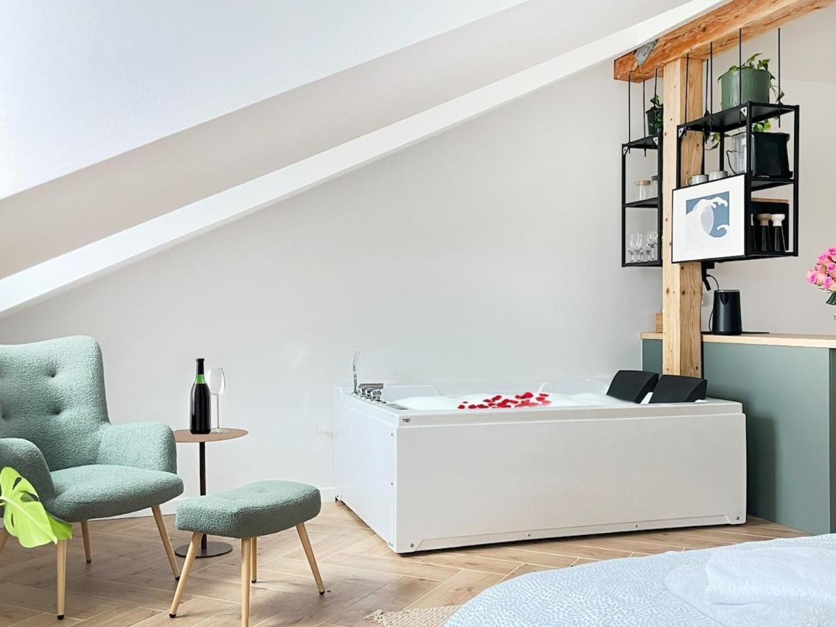 Premium Jacuzzi With Air Conditioning, Main Square Cracow *